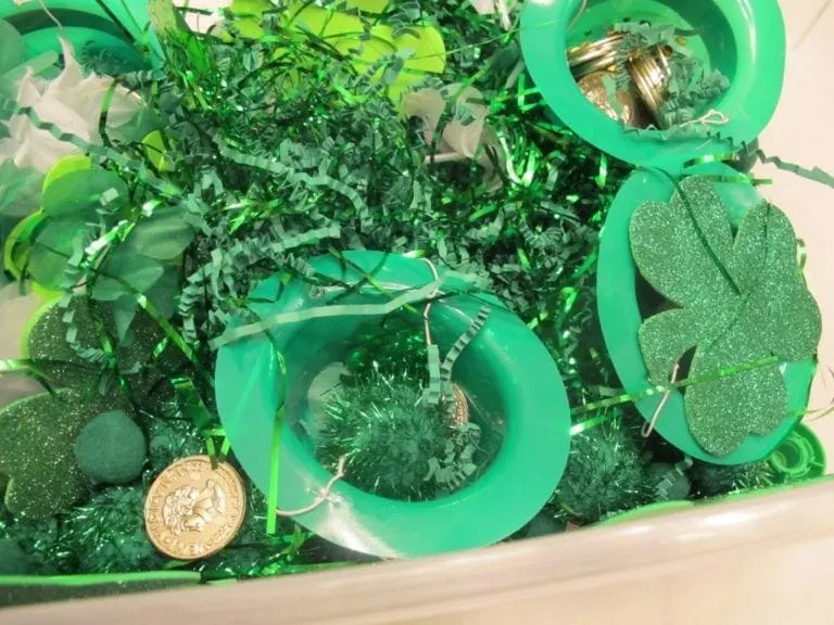 shamrock sensory bin for a saint patrick's day activity 